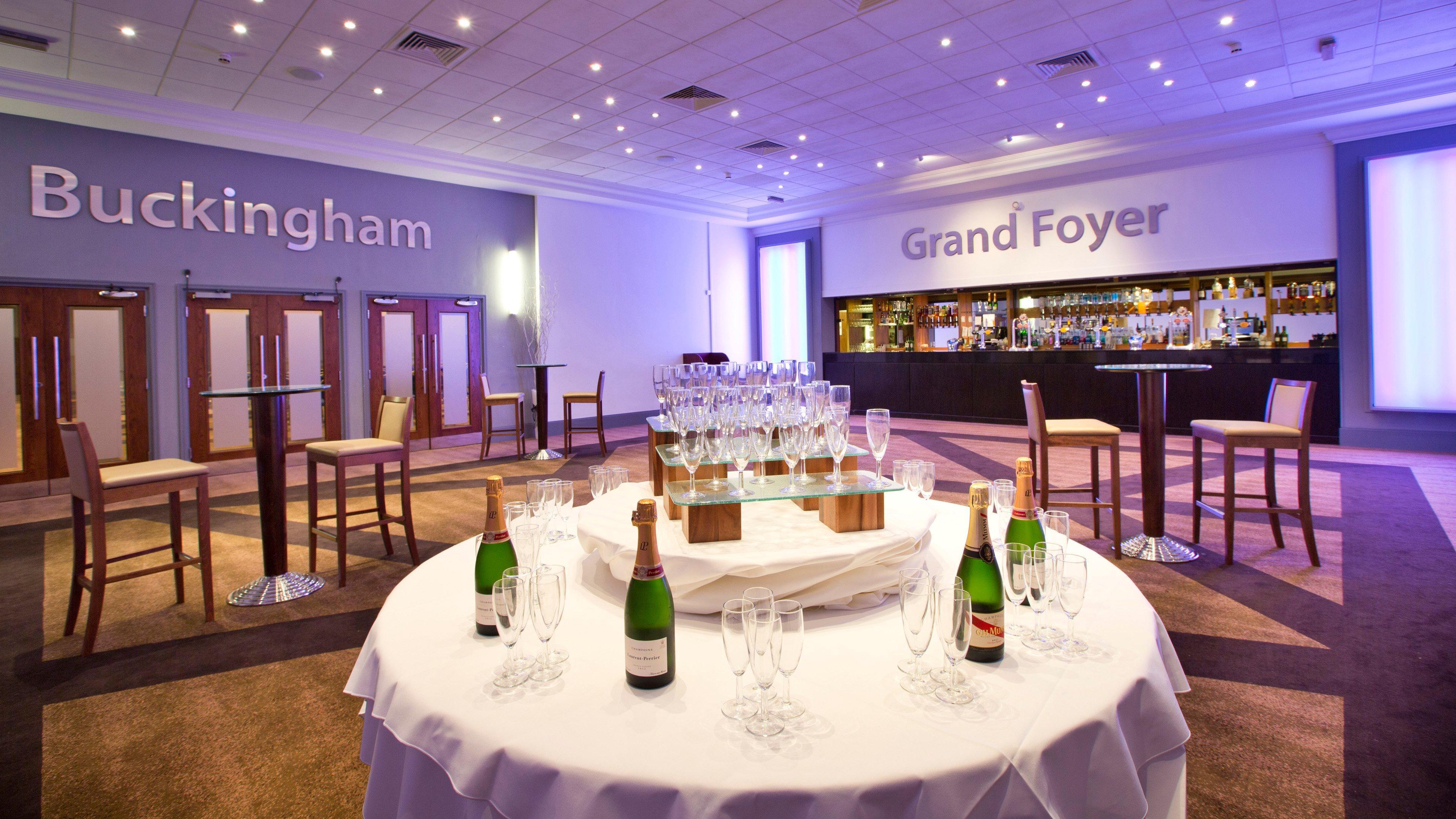 Holiday Inn Peterborough West By Ihg Εξωτερικό φωτογραφία